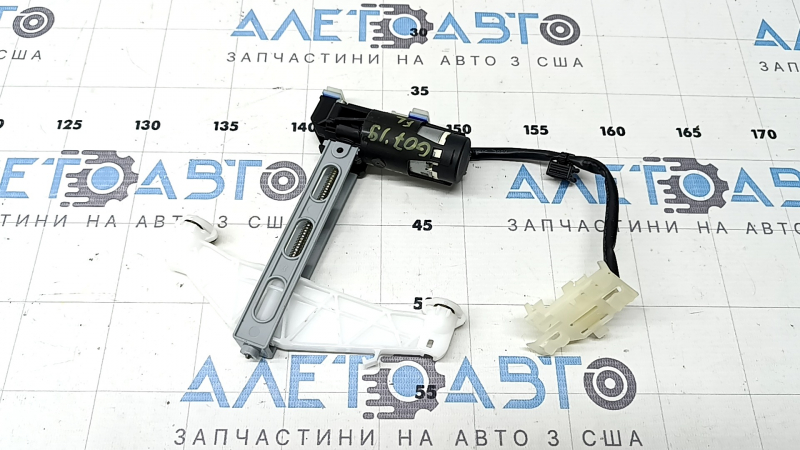 Motor pentru reglarea tetierei scaunului șoferului BMW X7 G07 19-25