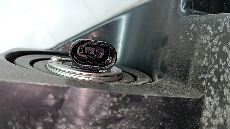 Фара передняя правая Honda CRV 17-22 галоген, без креплений молдинга, потерта