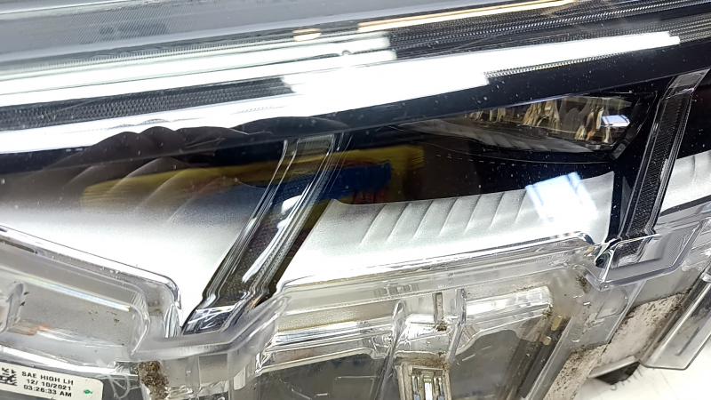 Фара передняя левая в сборе Ford Mustang Mach-E 21-26 Projector LED, песок