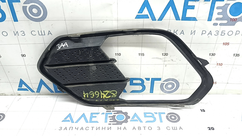 Решетка бампера правая Ford Escape MK3 17-19 рест мат под птф, песок