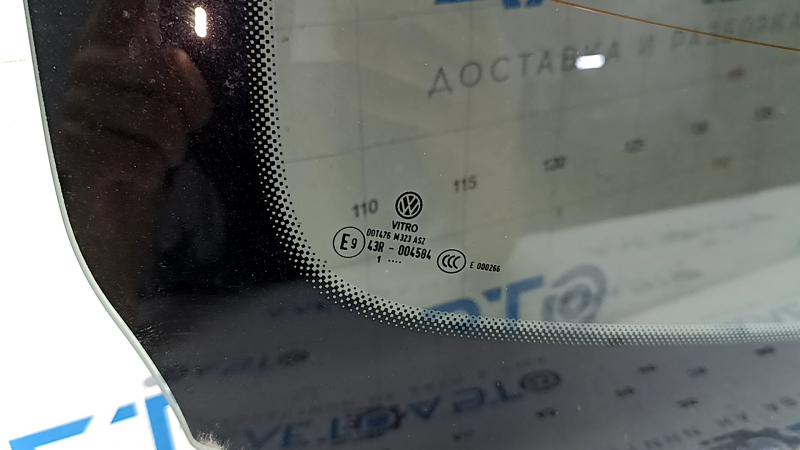 Стекло заднее VW Jetta 19-21