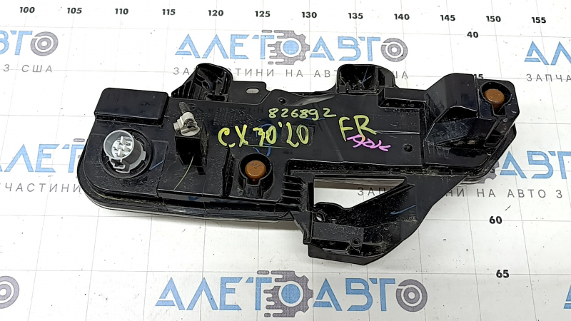 Поворотник ДХО правый Mazda CX-30 20-23 LED