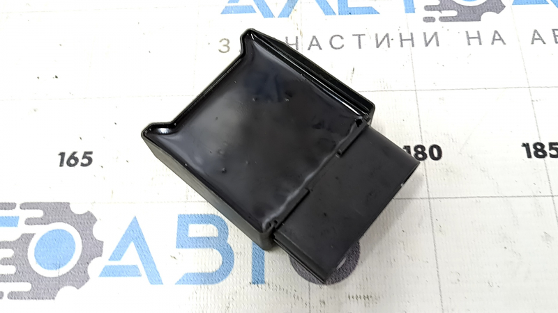 Блок управления топливным насосом VW Jetta 19-26