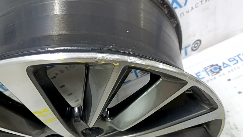 Диск колесный R18x8J Lincoln MKZ 17-20 бордюрка, коррозия