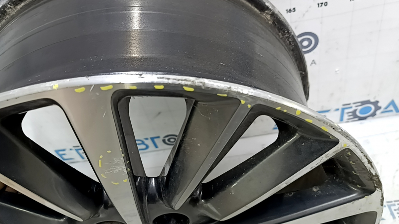 Диск колесный R18x8J Lincoln MKZ 17-20 бордюрка, коррозия