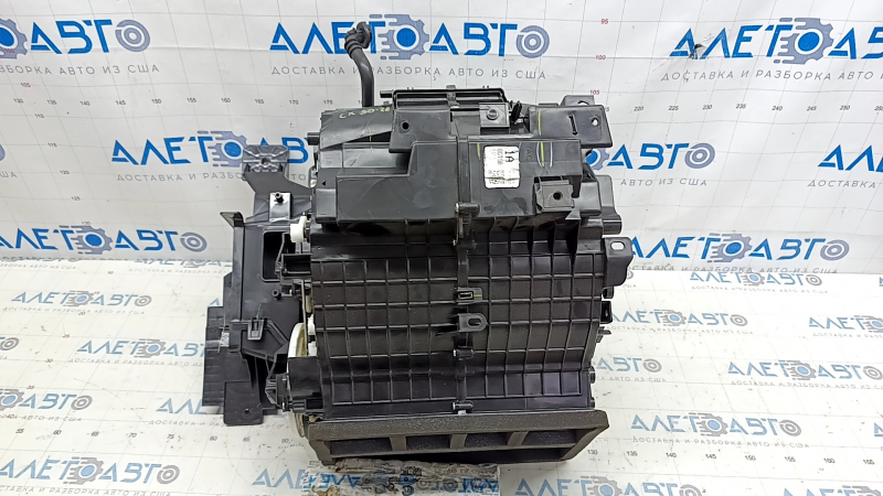 Корпус печки голый кондиционер левая часть Mazda CX-30 20-23 2.5 под manual