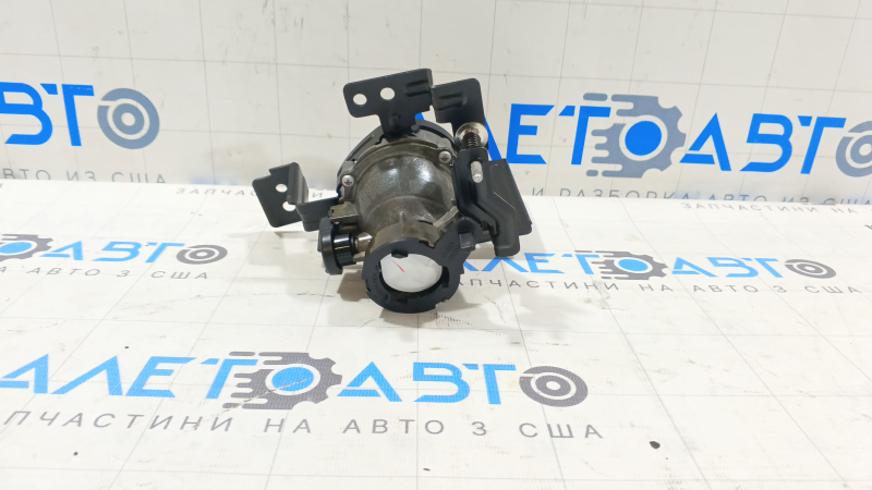 Противотуманная фара птф правая Kia Sportage 17-19 FWD галоген
