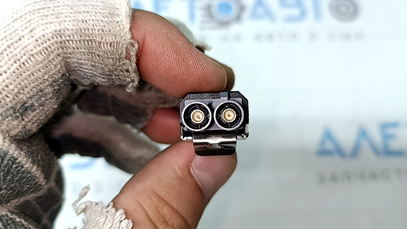 Amplificator antenă Audi Q5 80A 21-24 dreapta