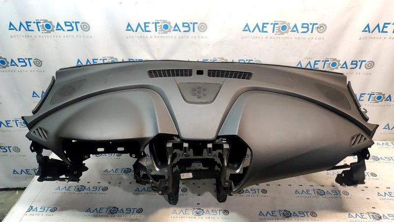 Торпедо передняя панель без AIRBAG Chevrolet Volt 16- черная с накладкой