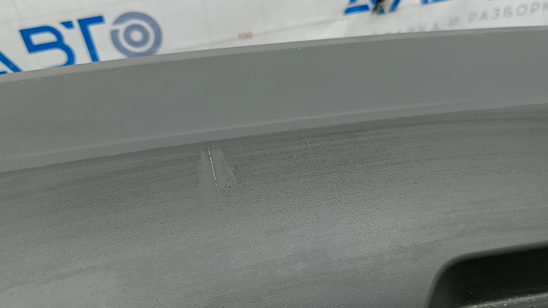 Bara spate Nissan Rogue 21-23 gri, fabricată în SUA, elemente de fixare rupte, zgârieturi