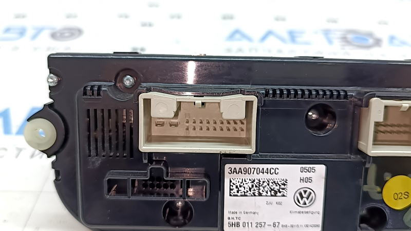 Управление климат-контролем VW Tiguan 09-15 auto с подогревом сидений