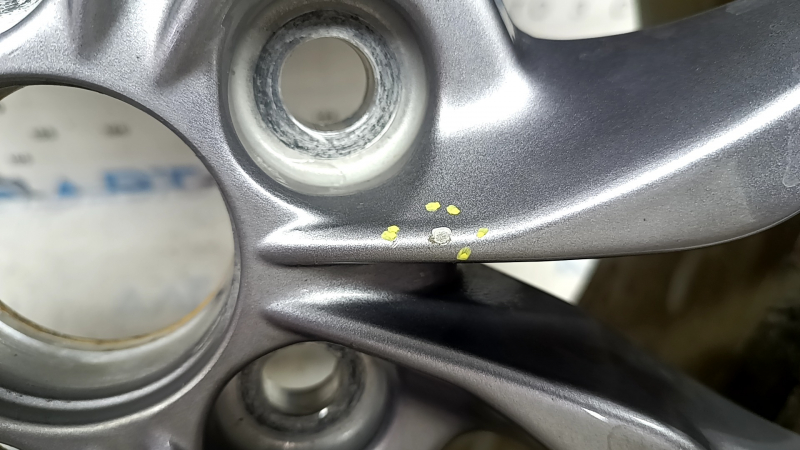 Диск колесный R17 x 7J Toyota Sienna 21-26 легкая бордюрка