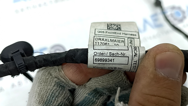 Проводка переднего бампера BMW X5 G05 19-23 на усилителе на сигналы, датчики удара, жалюзи