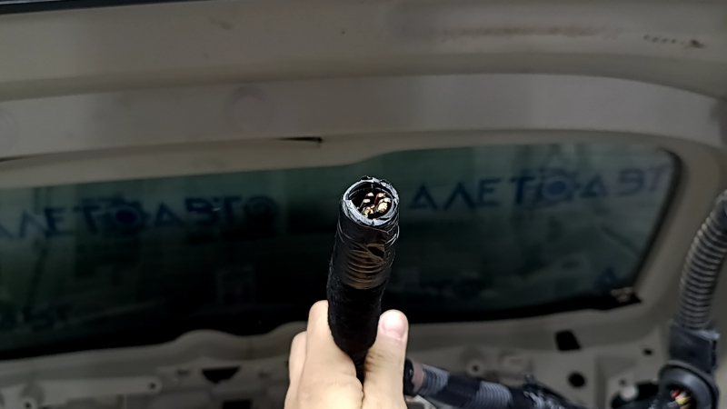 Дверь багажника голая со стеклом Nissan Rogue 14-20 тонировка, графит KAD, обрезана проводка, выгорела