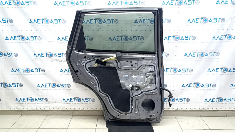 Дверь в сборе задняя левая Nissan Rogue 14-20 графит KAD, тычка