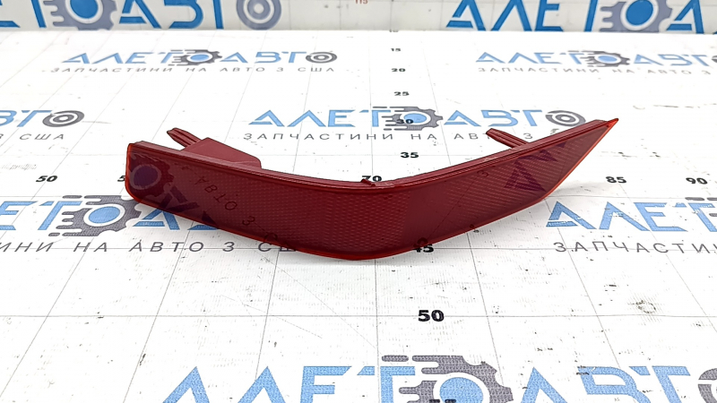 Катафот отражатель заднего бампера правый Nissan Rogue 17-20