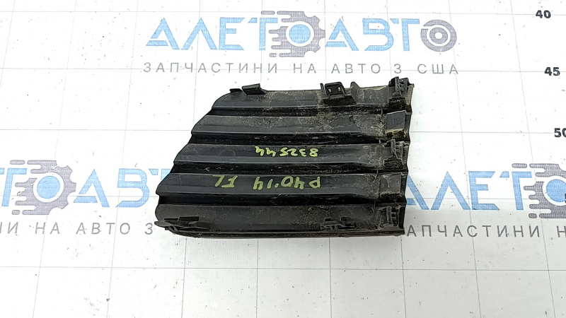 Grilă bară față stânga Toyota Prius V 12-14 prelată, fără proiectoare de ceață, structură, nisip