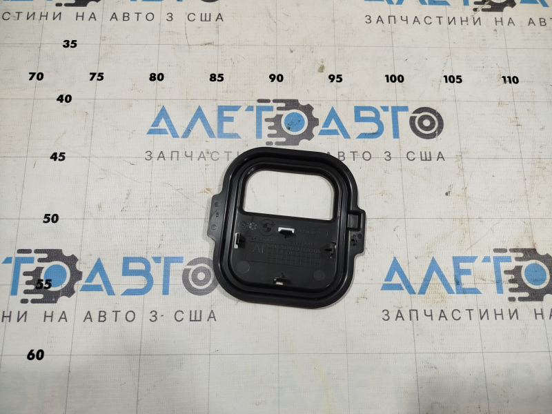Крышка воздухоприемника BMW 7 G11 G12 16-22 B58