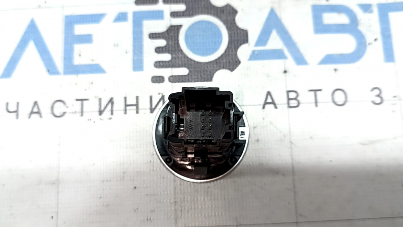Кнопка Start-Stop Chevrolet Equinox 21-24