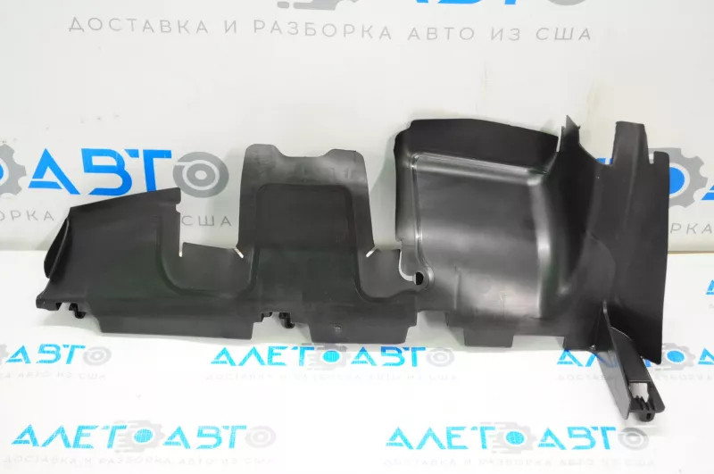 Дефлектор радиатора левый VW Passat b7 12-15 USA
