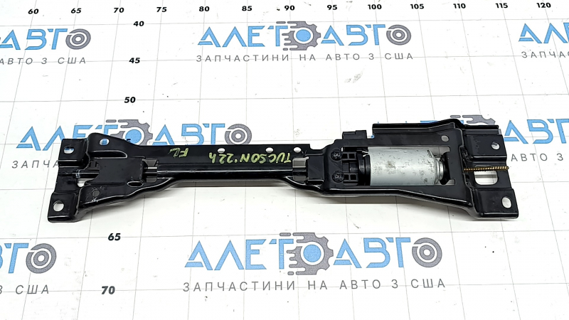 Motor pentru reglarea longitudinală a scaunului șoferului Hyundai Tucson 22-25