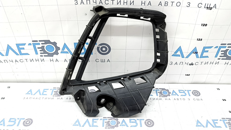 Кронштейн переднего бампера правый Hyundai Tucson 22-24 Korea