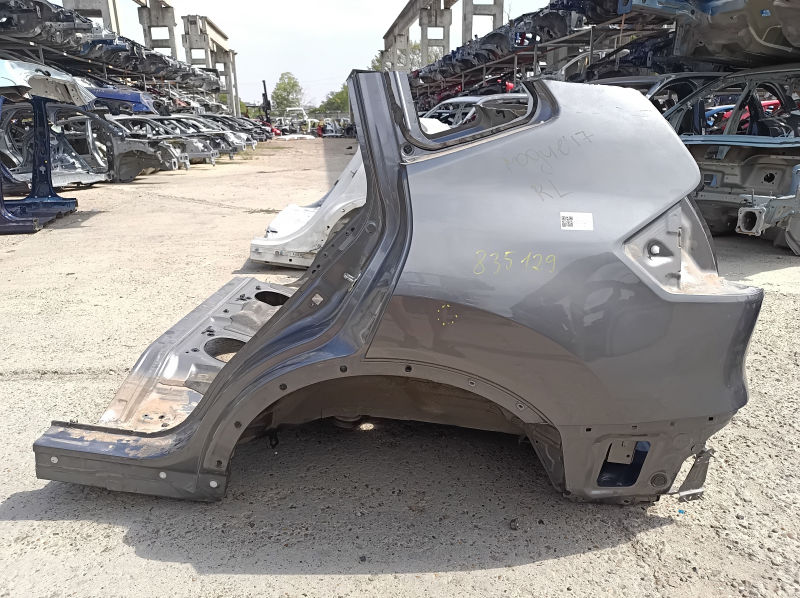 Четверть крыло задняя левая Nissan Rogue 14-20 под BSM, на кузове, графит, тычки