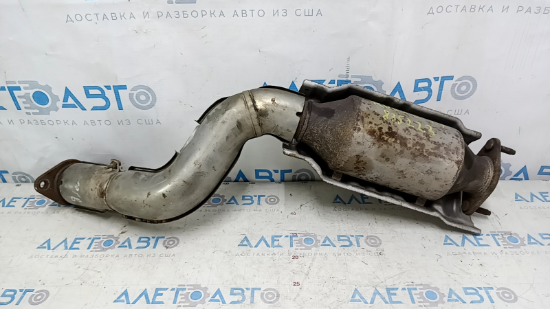 Выпускная трасса средняя часть с катализатором Nissan Rogue 16-20