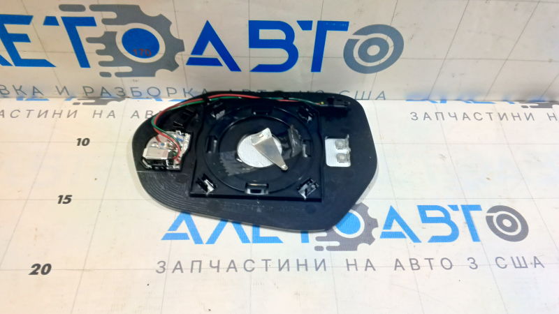 Зеркальный элемент правый Toyota Prius 50 19-22 выпуклый, BSM, подогрев
