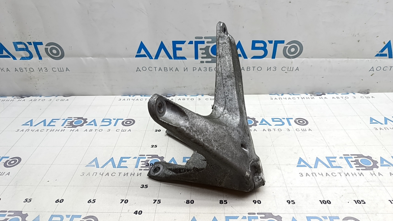 Кронштейн переднего электродвигателя задний правый Audi E-Tron 19-23