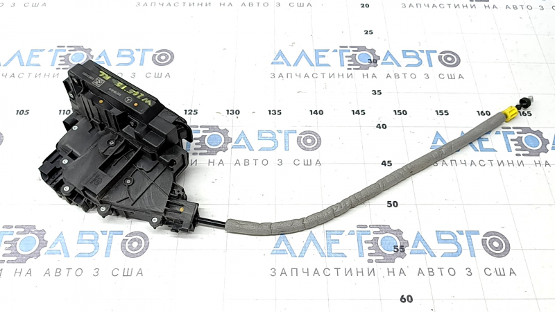Замок двери задней левой Mercedes C-class W205 15-21