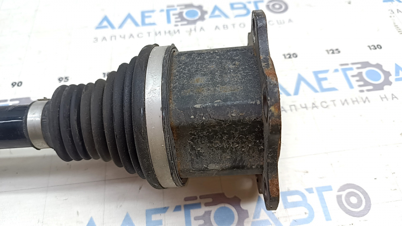 Semiarbore de transmisie față dreapta Audi E-Tron 19-23 ruginit