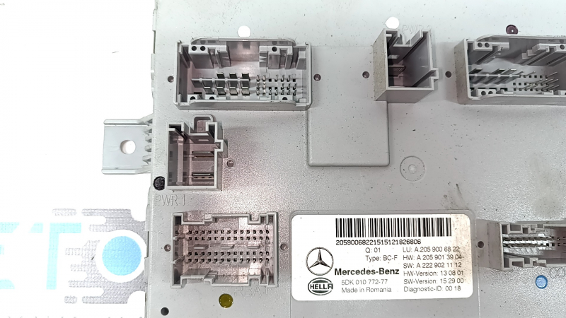 Body Control Module BCM Mercedes C-class W205 15-21 под торпедой