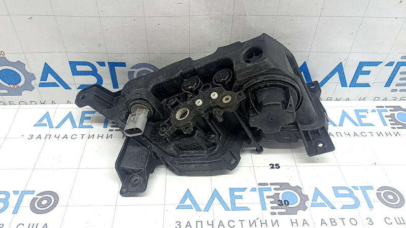 Противотуманная фара птф левая Kia Niro 23-26
