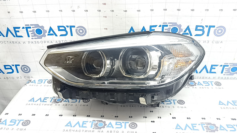 Фара передняя левая в сборе BMW X3 G01 18-21 галоген+LED, с креплением