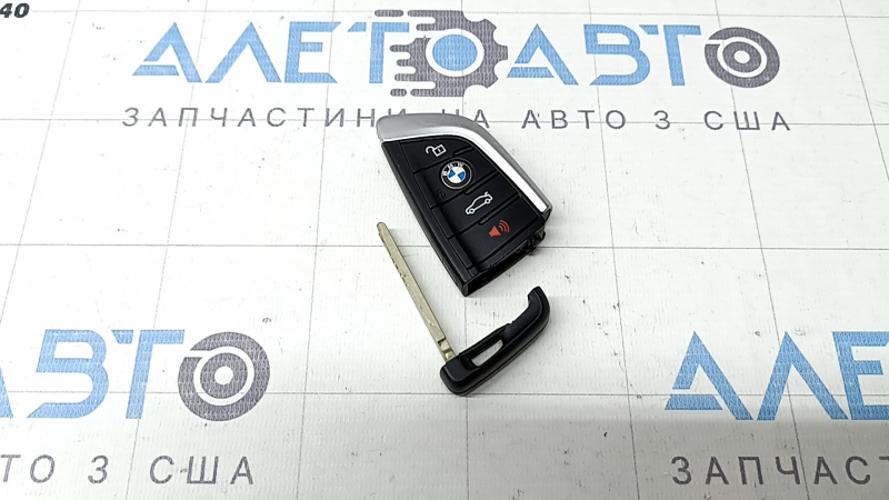 Ключ BMW X3 G01 18-21 4 кнопки, царапины, потерт