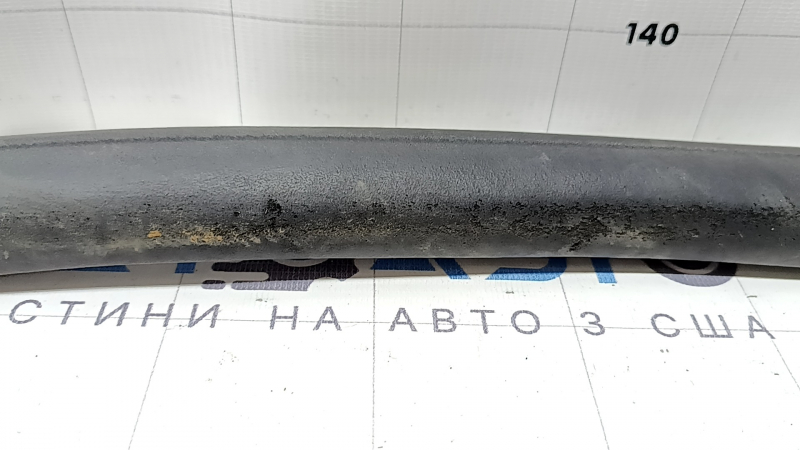 Garnitură ușă stânga față Ford Explorer 20-23 uzată