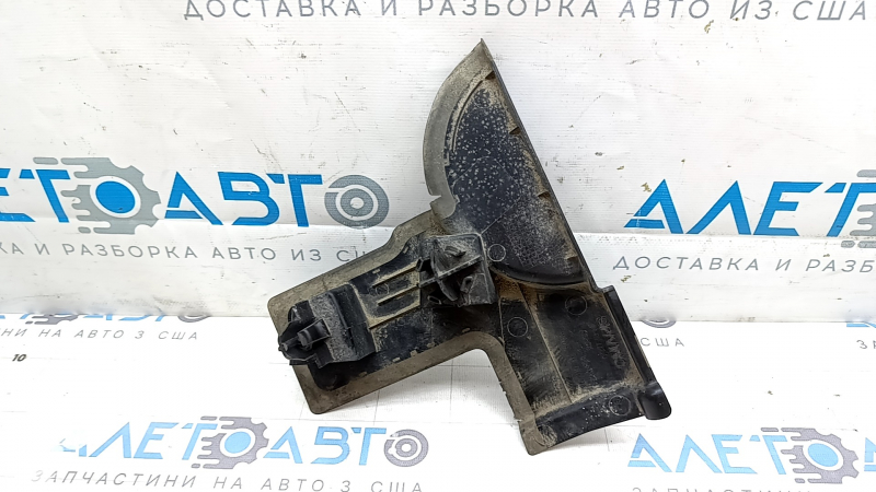 Apărătoare subcadru față, parte spate Polestar 2 21-25 crăpată, ruptă