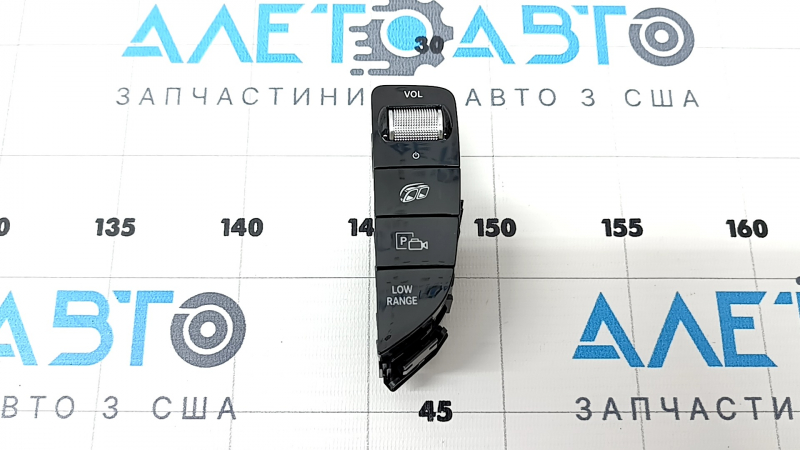 Кнопки управления на центральной консоли справа Mercedes G550 W463 19-