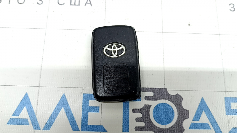 Ключ Toyota Prius 30 12-15 smart key 3 кнопки, без жало, тычки