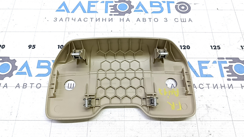 Накладка верха спинки пассажирского сиденья Audi A4 B9 17-25 бежевая