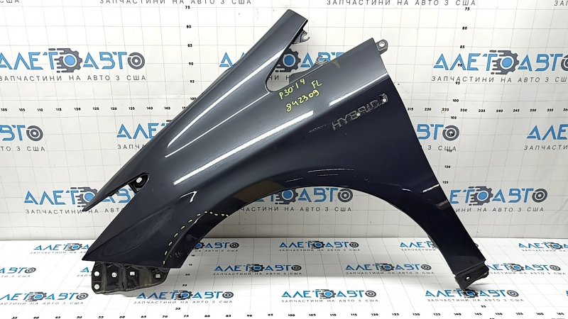 Крыло переднее левое Toyota Prius 30 13-15 графит 8V1, вмятина