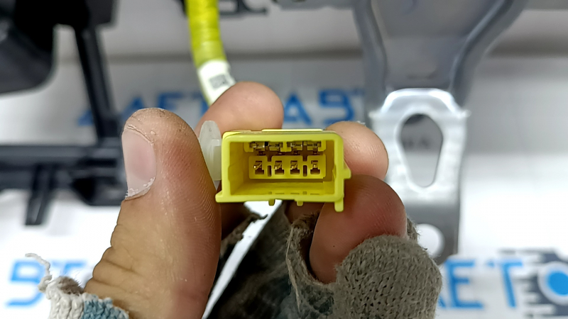 Торпедо передняя панель с AIRBAG Toyota Prius 30 14-15 черная, царапины