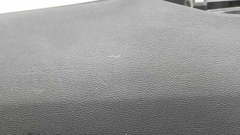 Торпедо передняя панель с AIRBAG Ford Explorer 20-25 черная, царапины
