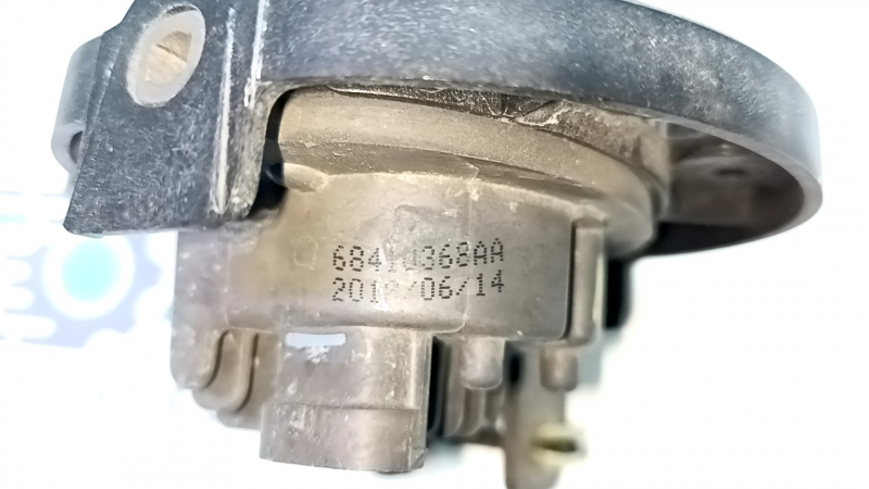 Противотуманная фара птф правая Jeep Cherokee KL 19 LED, песок