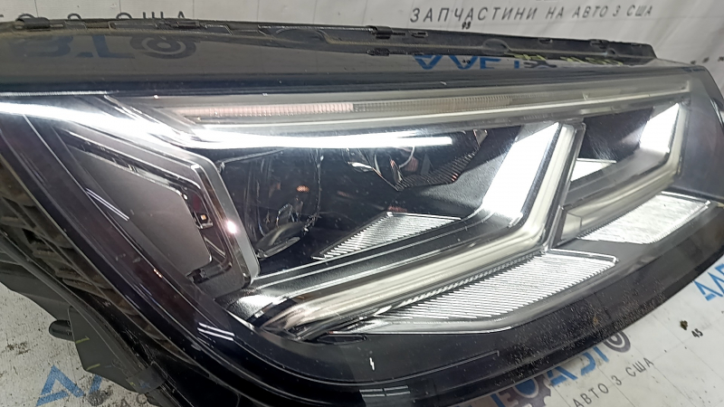 Фара передняя правая в сборе Audi Q5 80A 18-20 LED