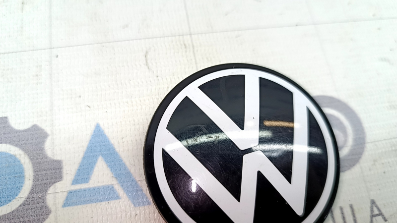 Центральный колпачок на диск Volkswagen ID.4 21-26 60мм царапины