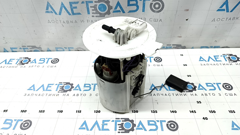 Топливный насос бензонасос Jeep Grand Cherokee WK2 16-22 3.6