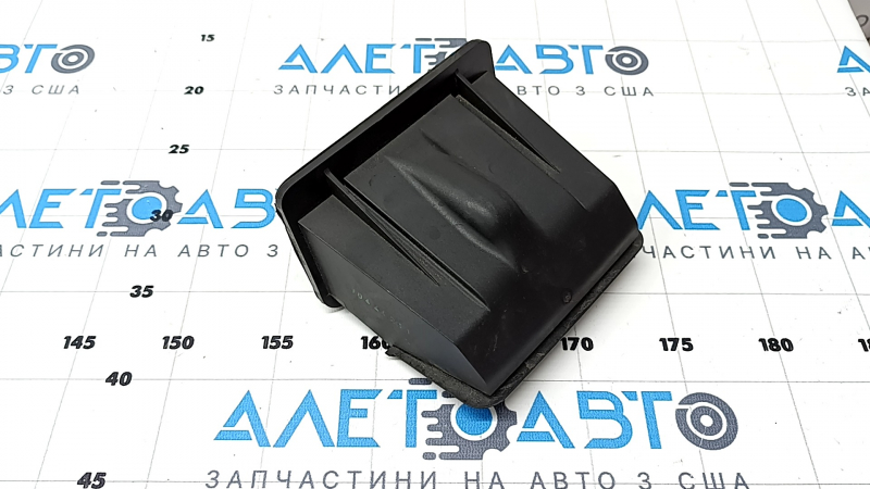 Кронштейн ручки открытия двери багажника Audi Q8 19-26