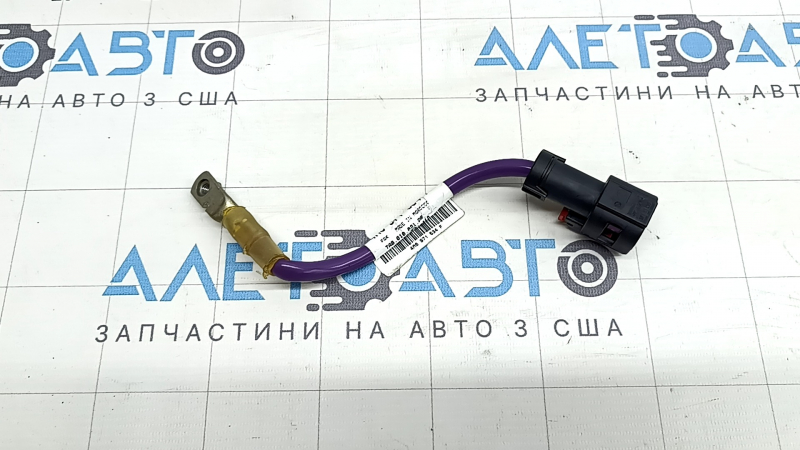 Плюсовой провод ВВБ Audi Q8 19-26